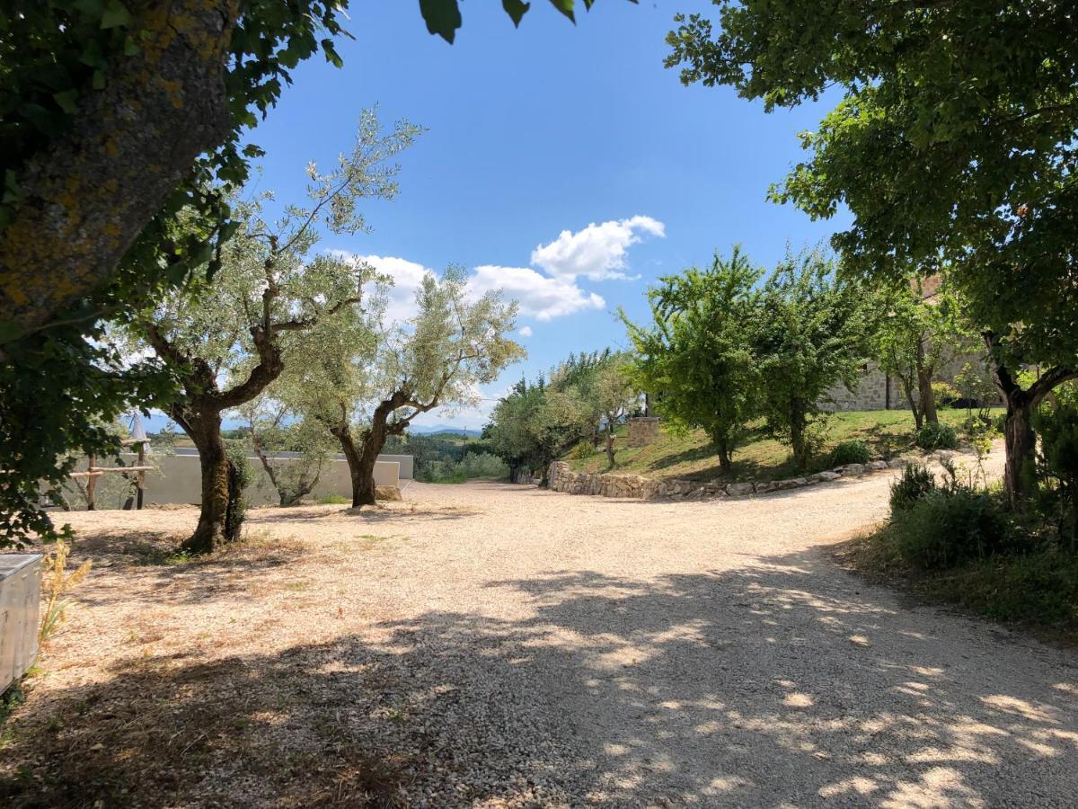 Agriturismo Sant'Angelo Holiday Farm Gualdo Cattaneo Exterior photo