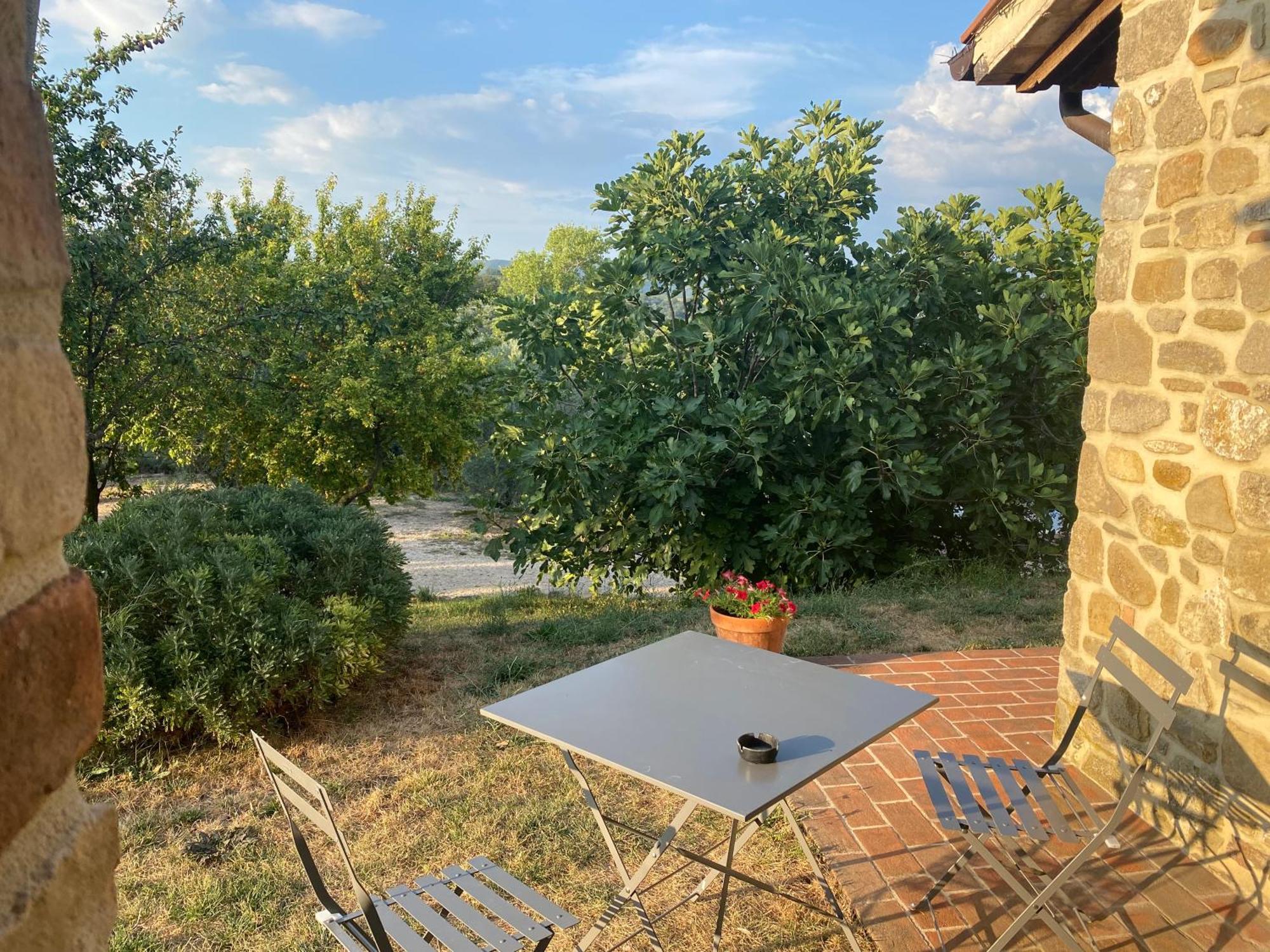 Agriturismo Sant'Angelo Holiday Farm Gualdo Cattaneo Exterior photo